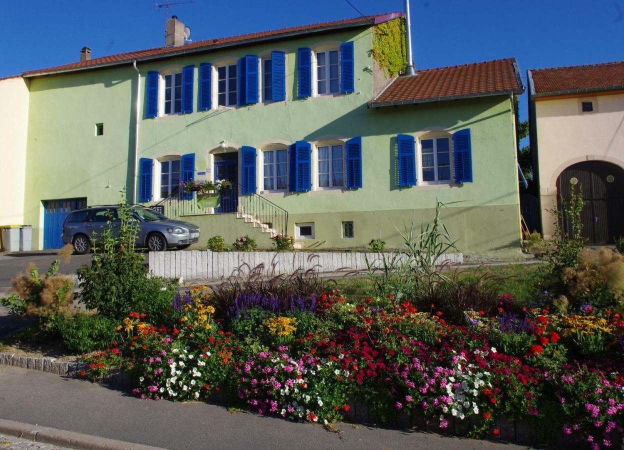 Chambres D'Hotes Au Presbytere Racrange Bagian luar foto